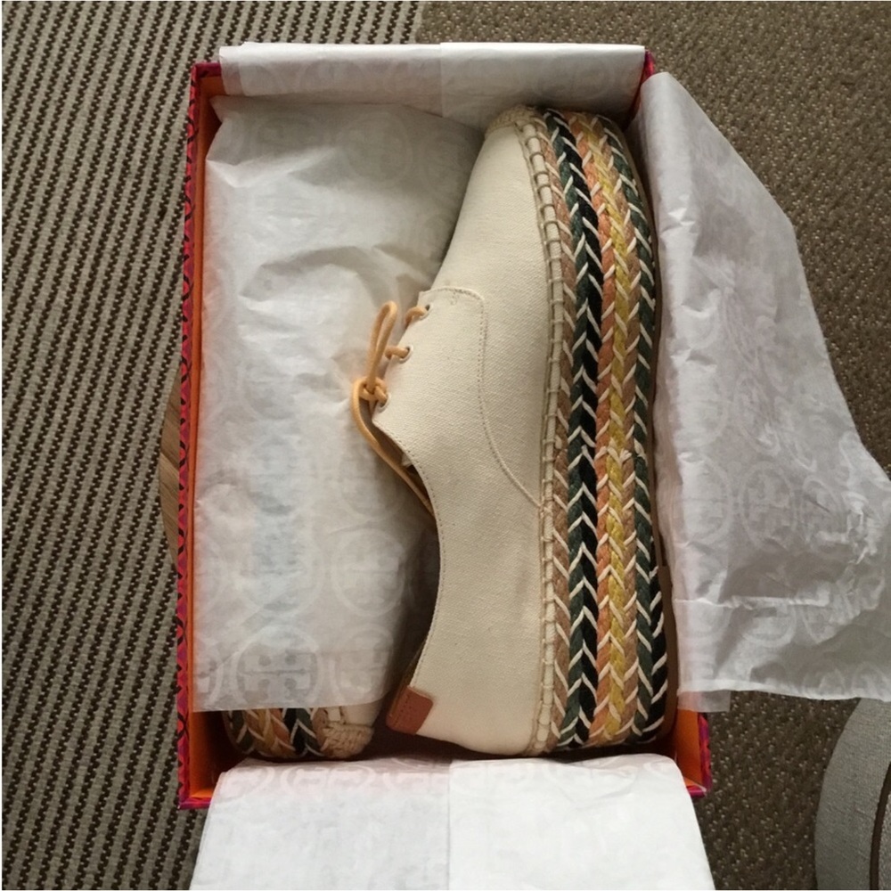TORY BURCH-WEEKEND SALE - Picture 15 of 16